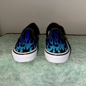 Little kids Slip on Vans